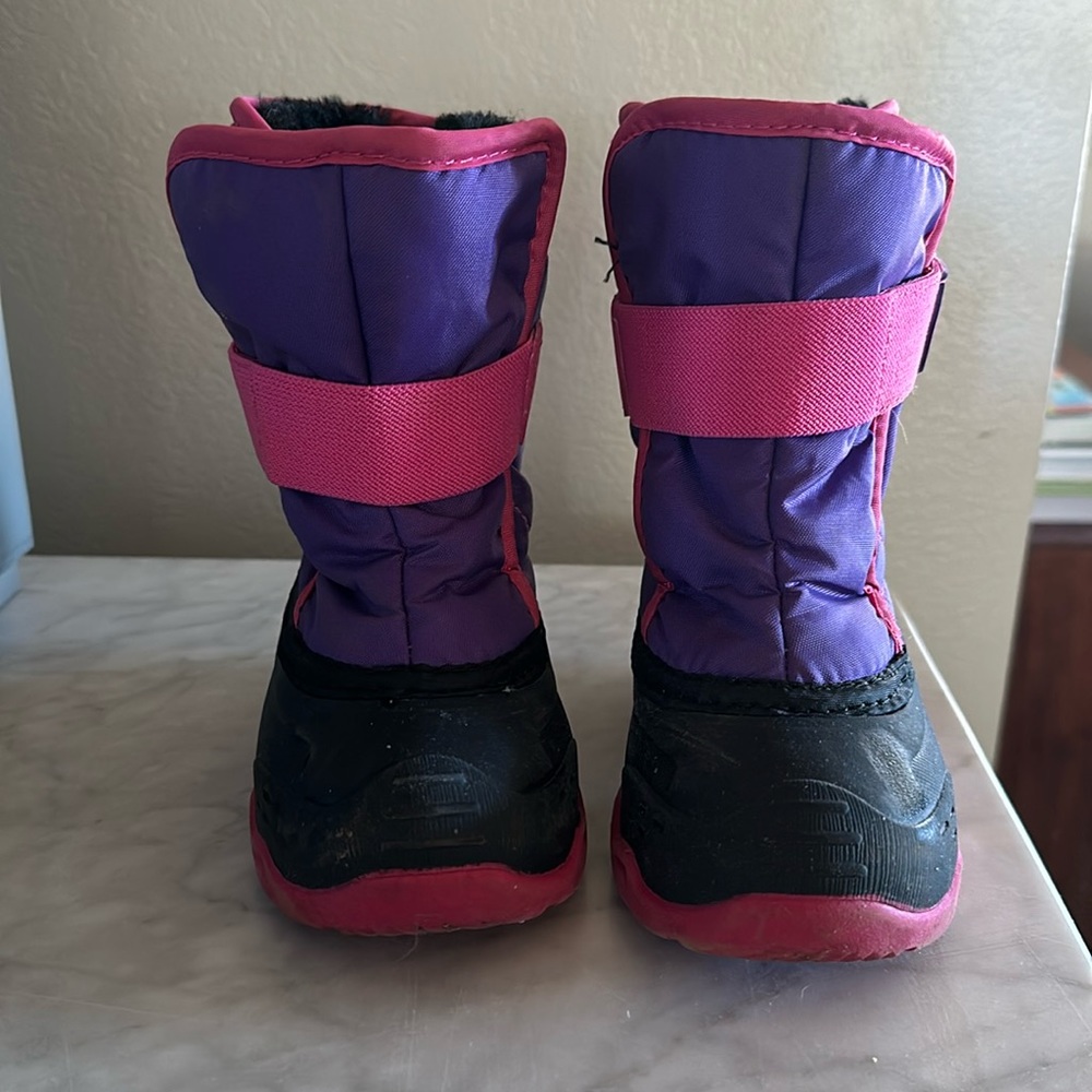 Toddler Kamik Velcro closure snow boots